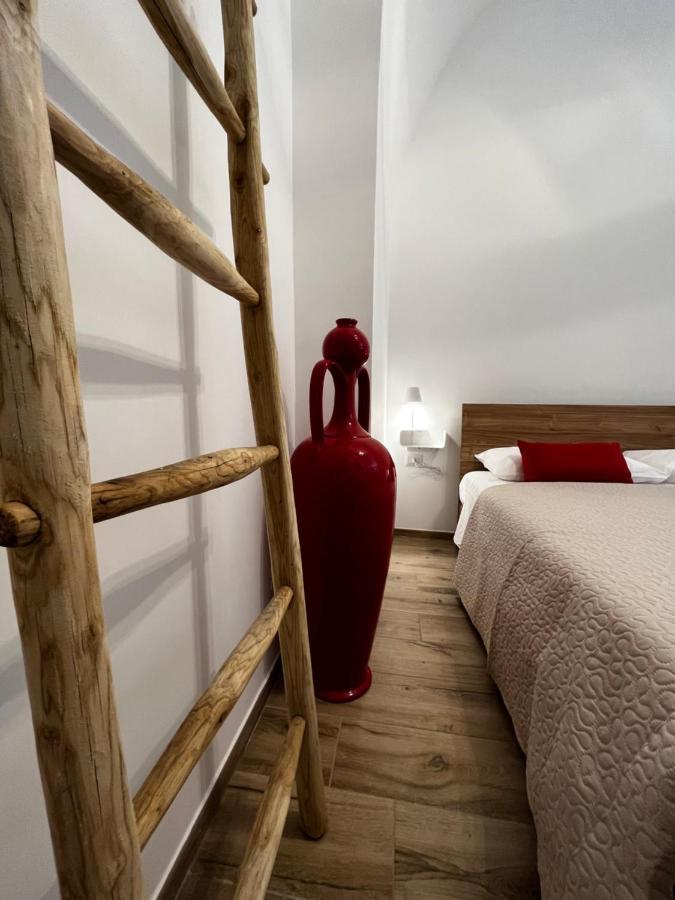 Dimora Nonno Ciccio Bed & Breakfast โปลีญาโนอามาเร ภายนอก รูปภาพ